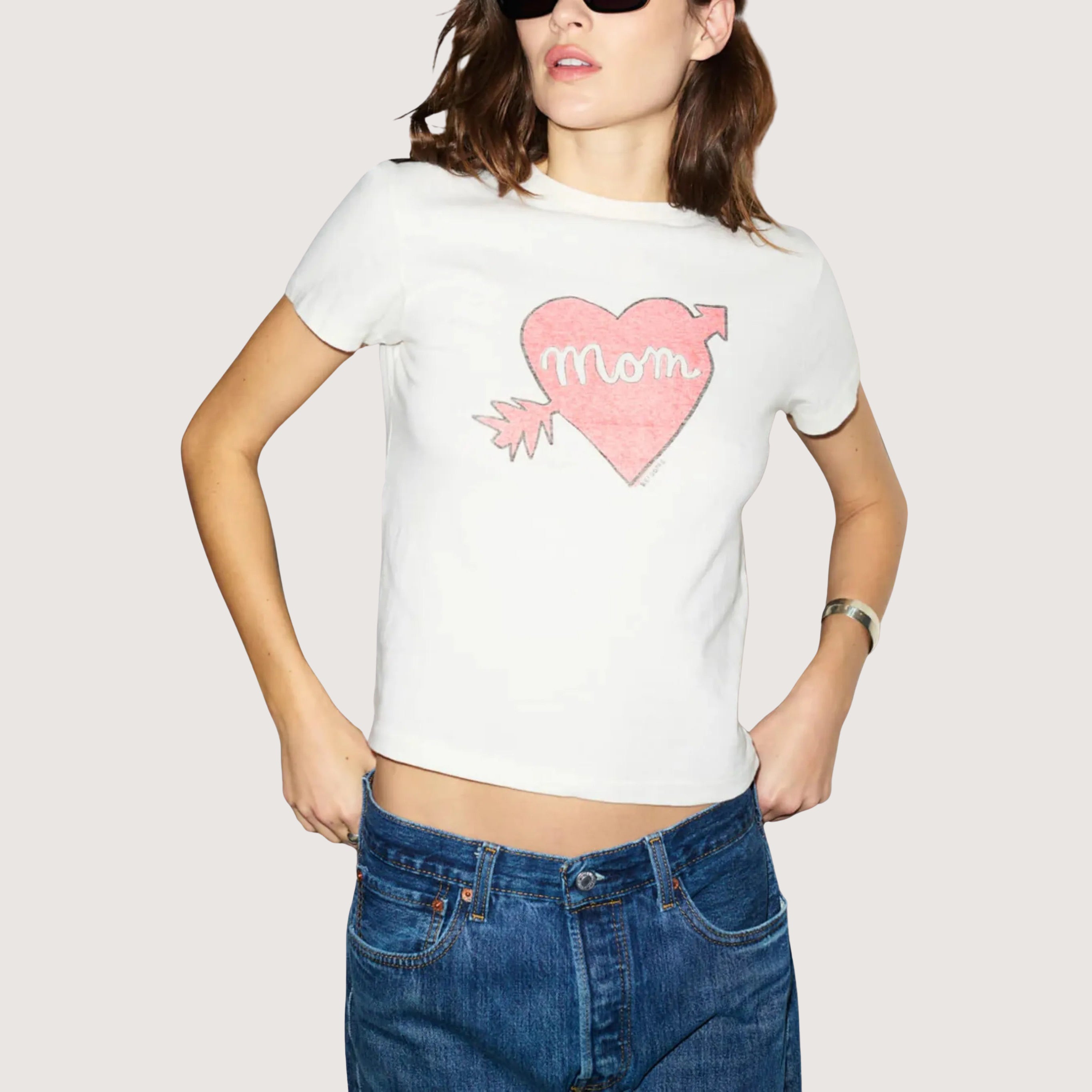 Mom Classic Tee