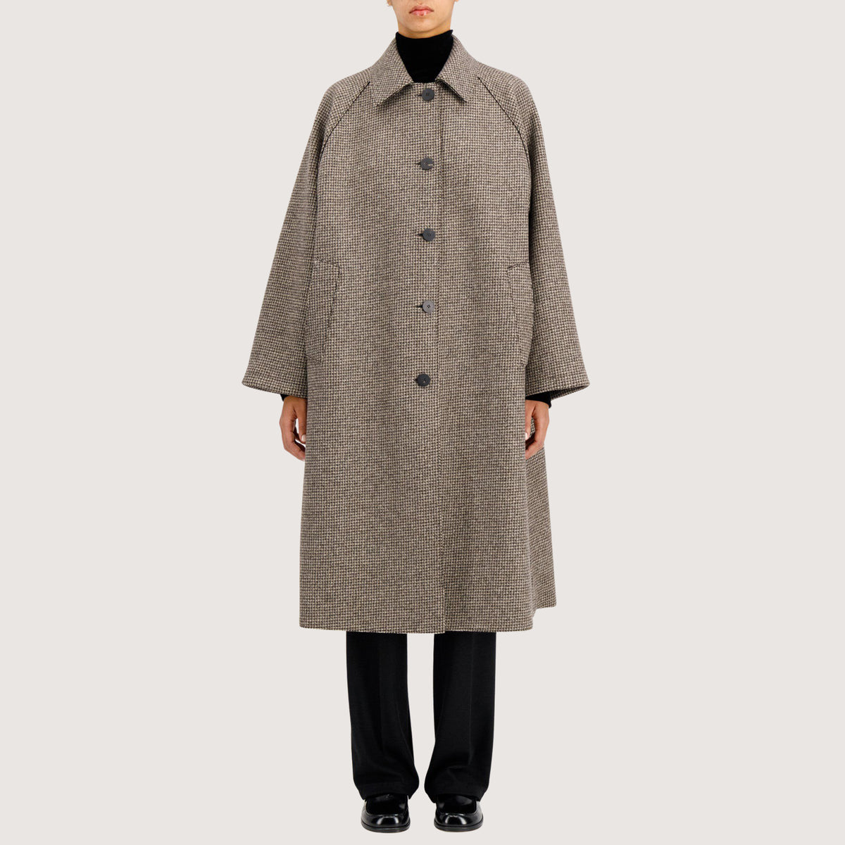 Balmacaan Cashmere Coat