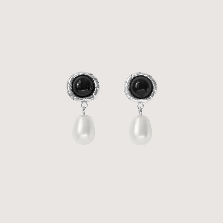Emma Pearl Earrings