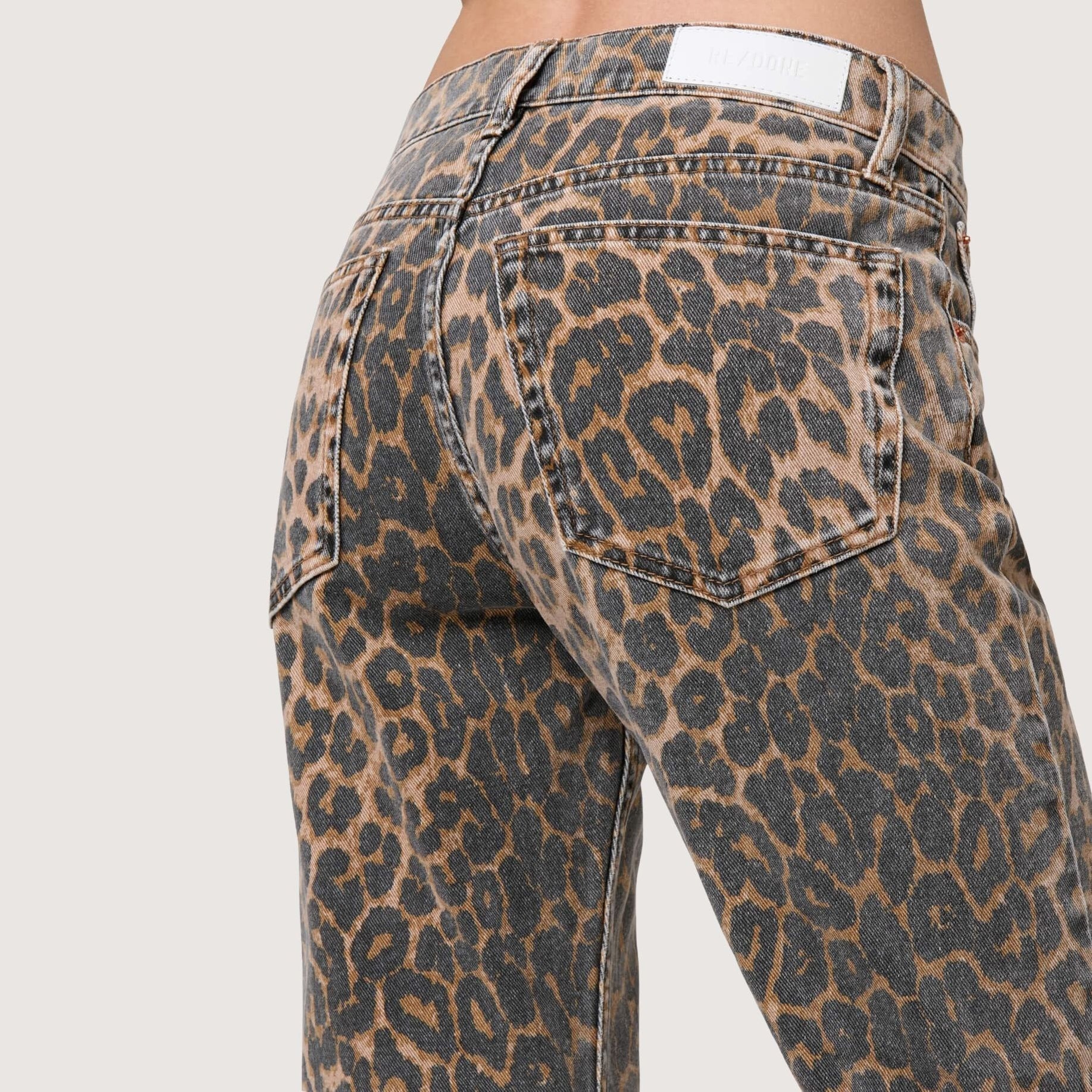 Mid Rise Blondie Crop - Leopardo