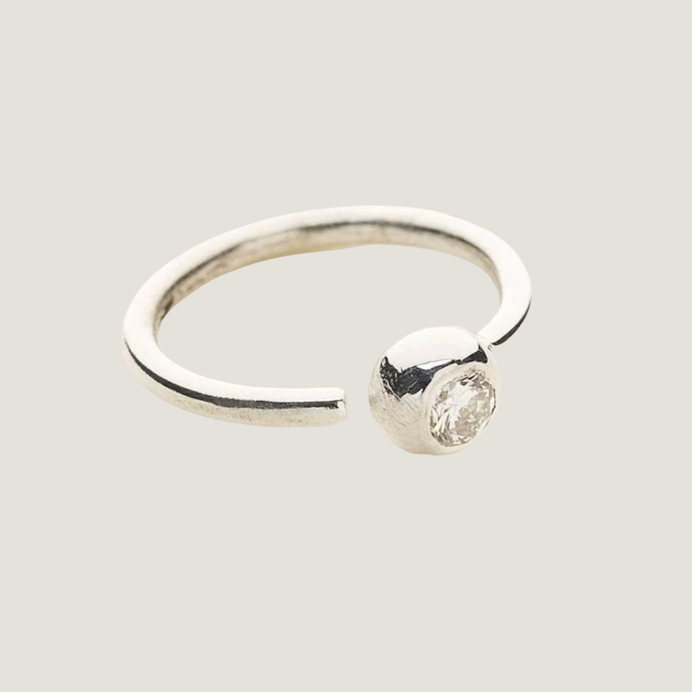 Mini Hoop With 1 Diamond Silver