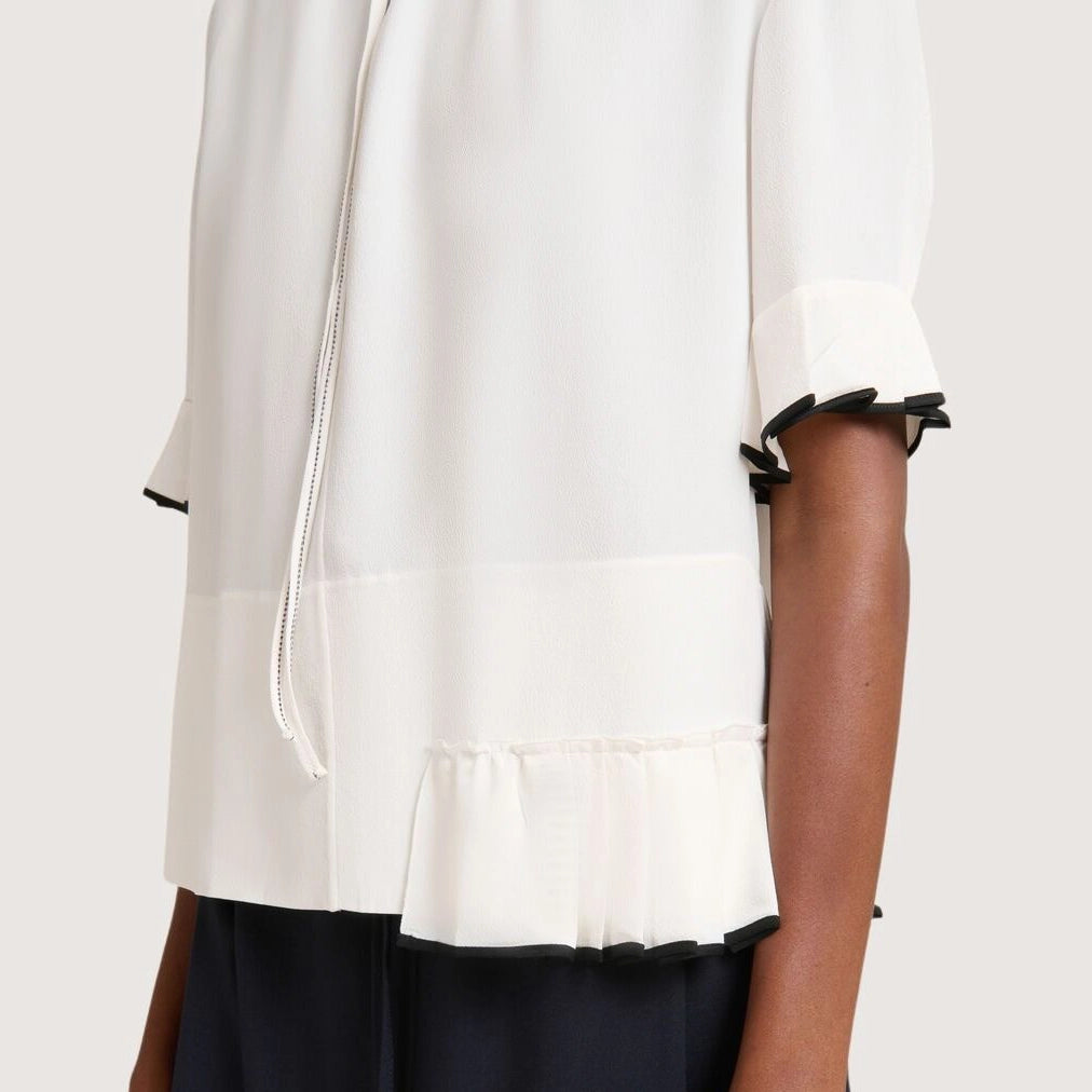 Top Pleated Detail