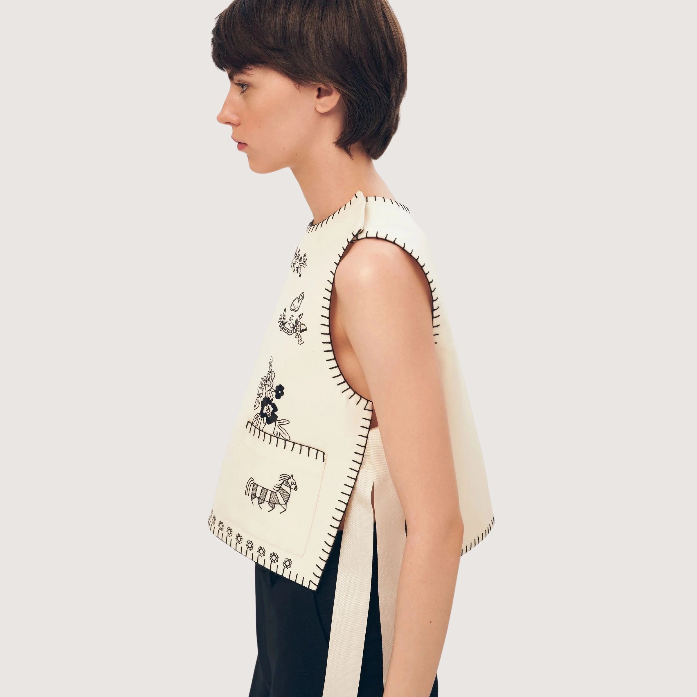Vatslava Embroidered Vest