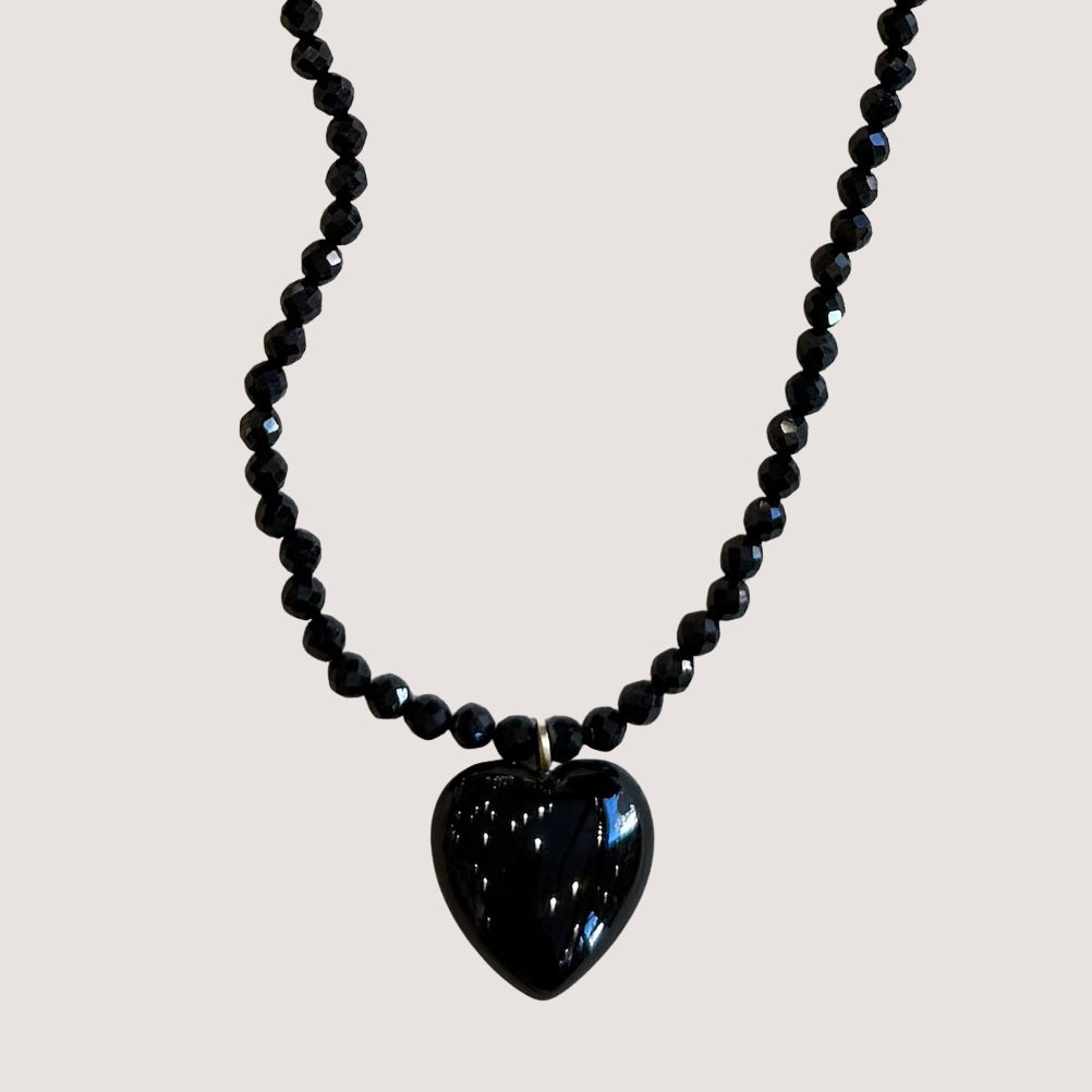 Black Orchid Dita Necklace