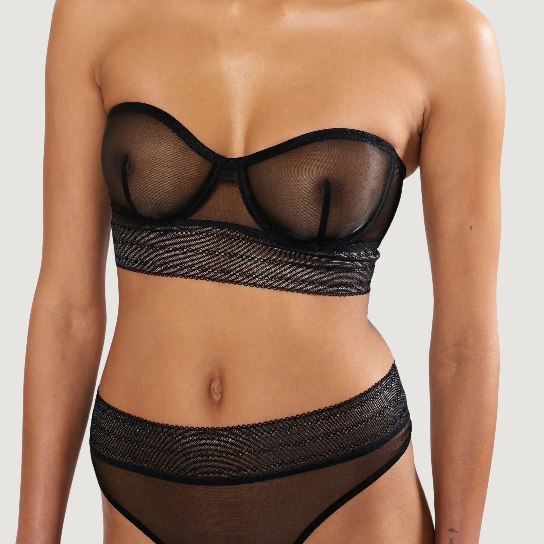 Bare Underwire Strapless Bra