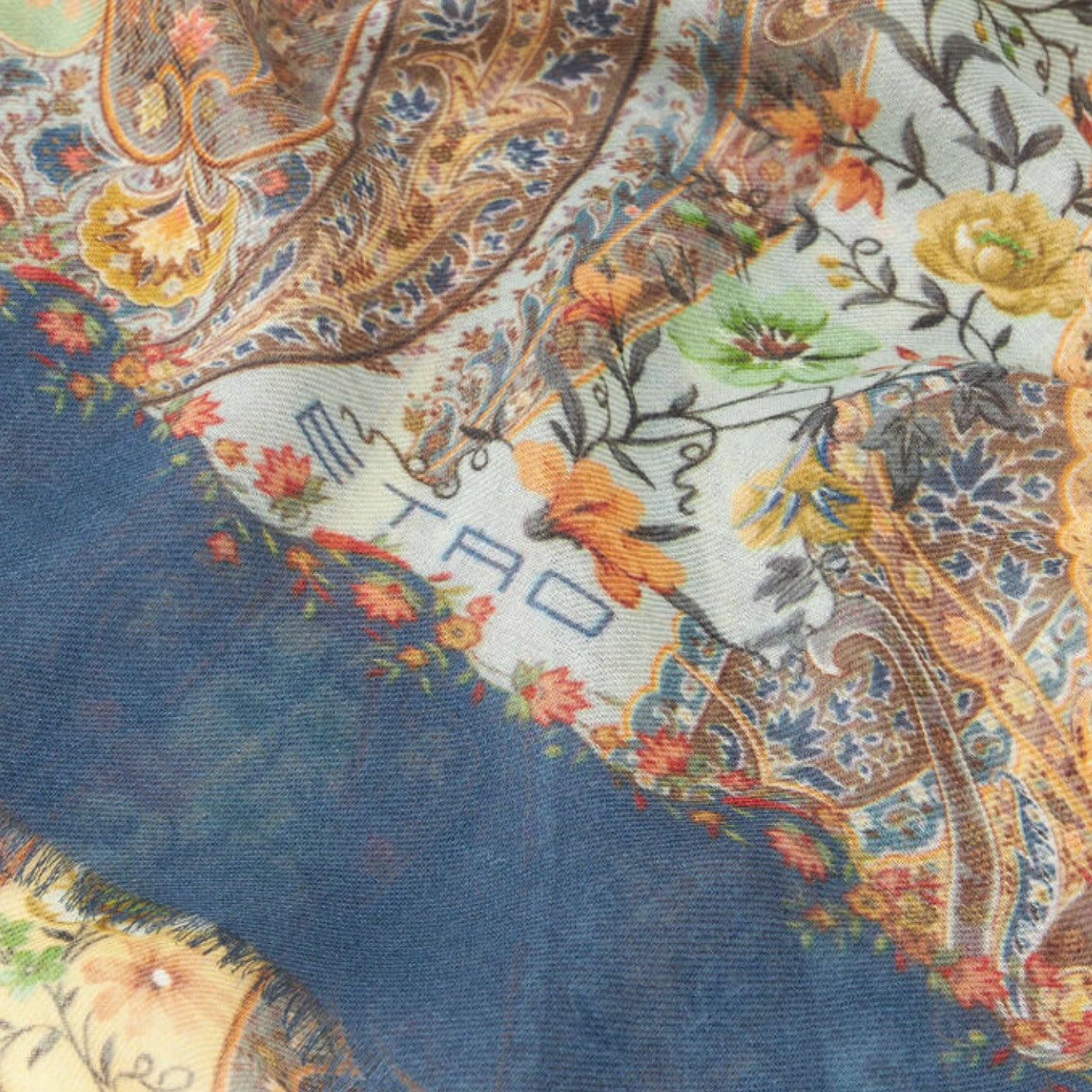 Printed Cashmere Scarf