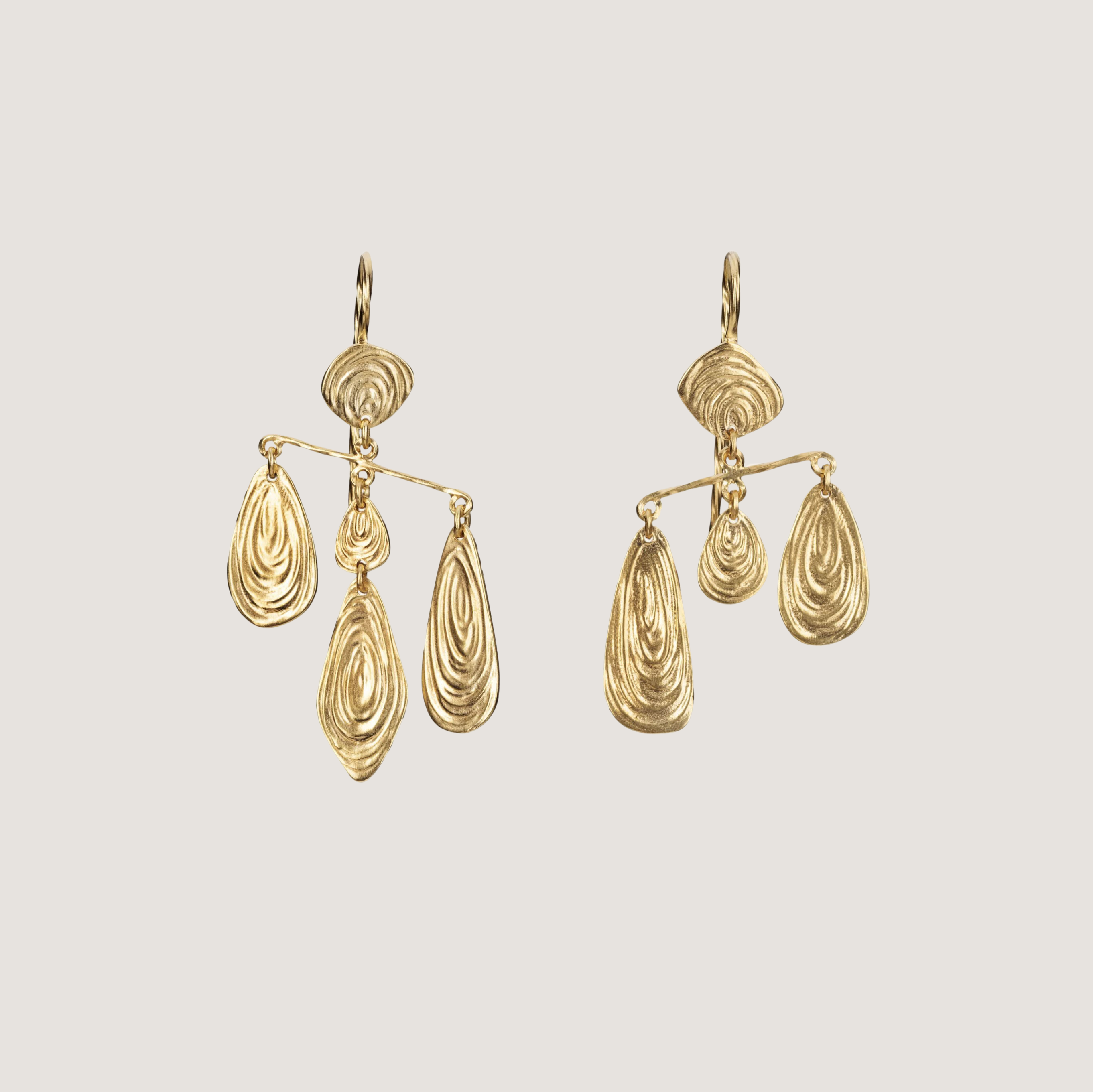 Mobile Mull Medium Earrings