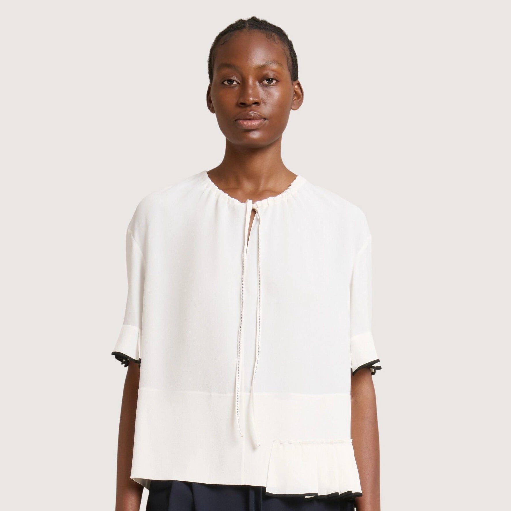 Top Pleated Detail