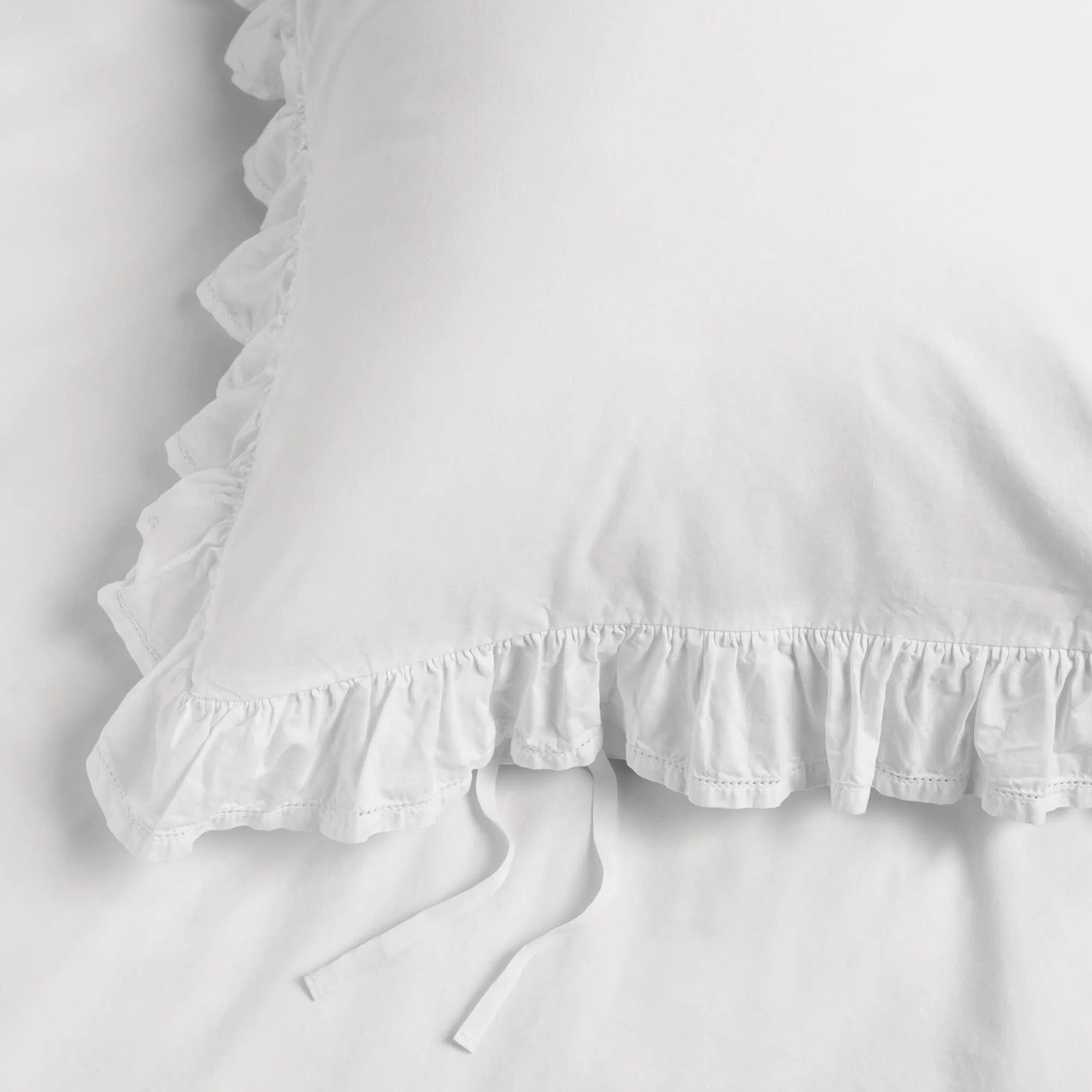 Broderie Anglaise Pillow Sham Elodie