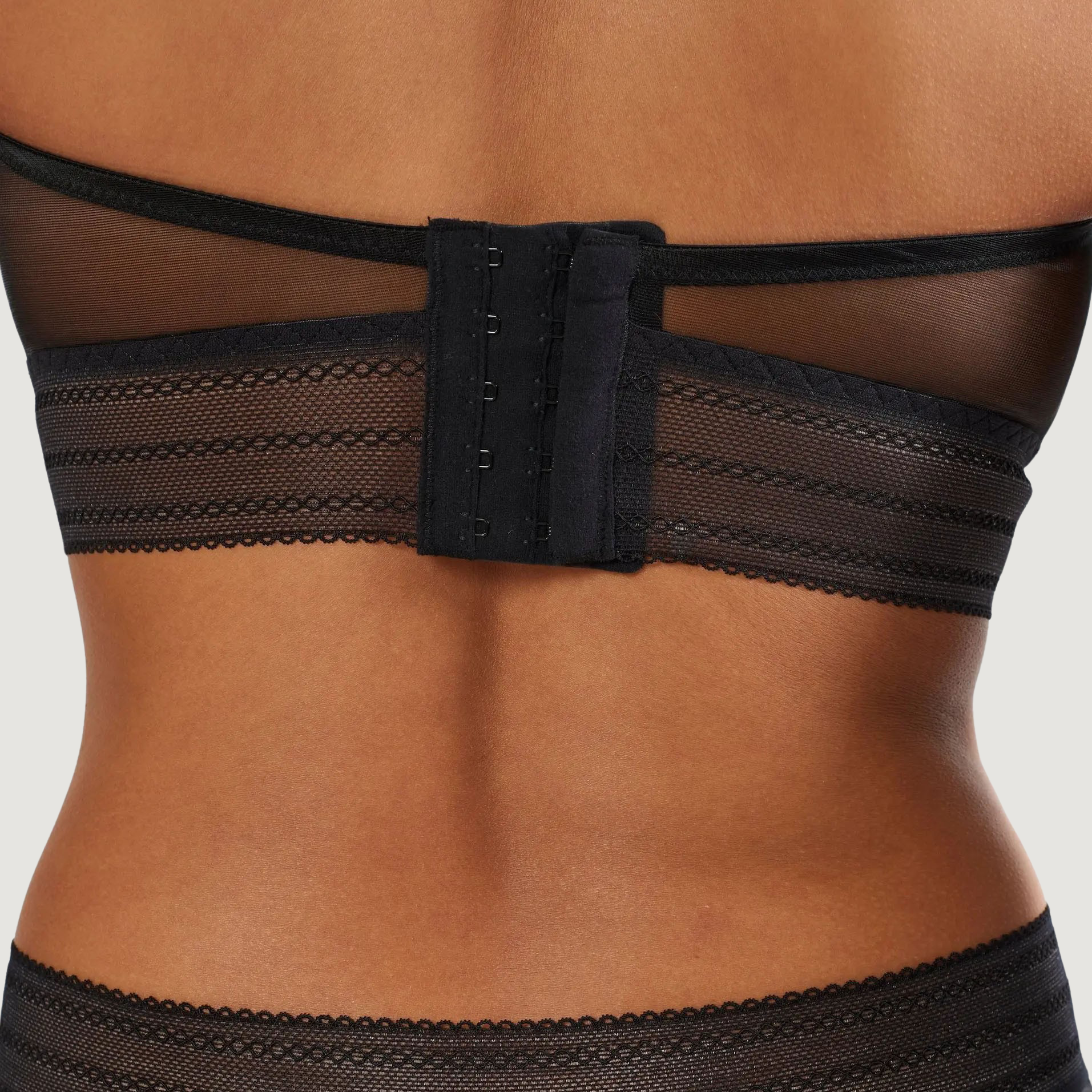 Bare Underwire Strapless Bra